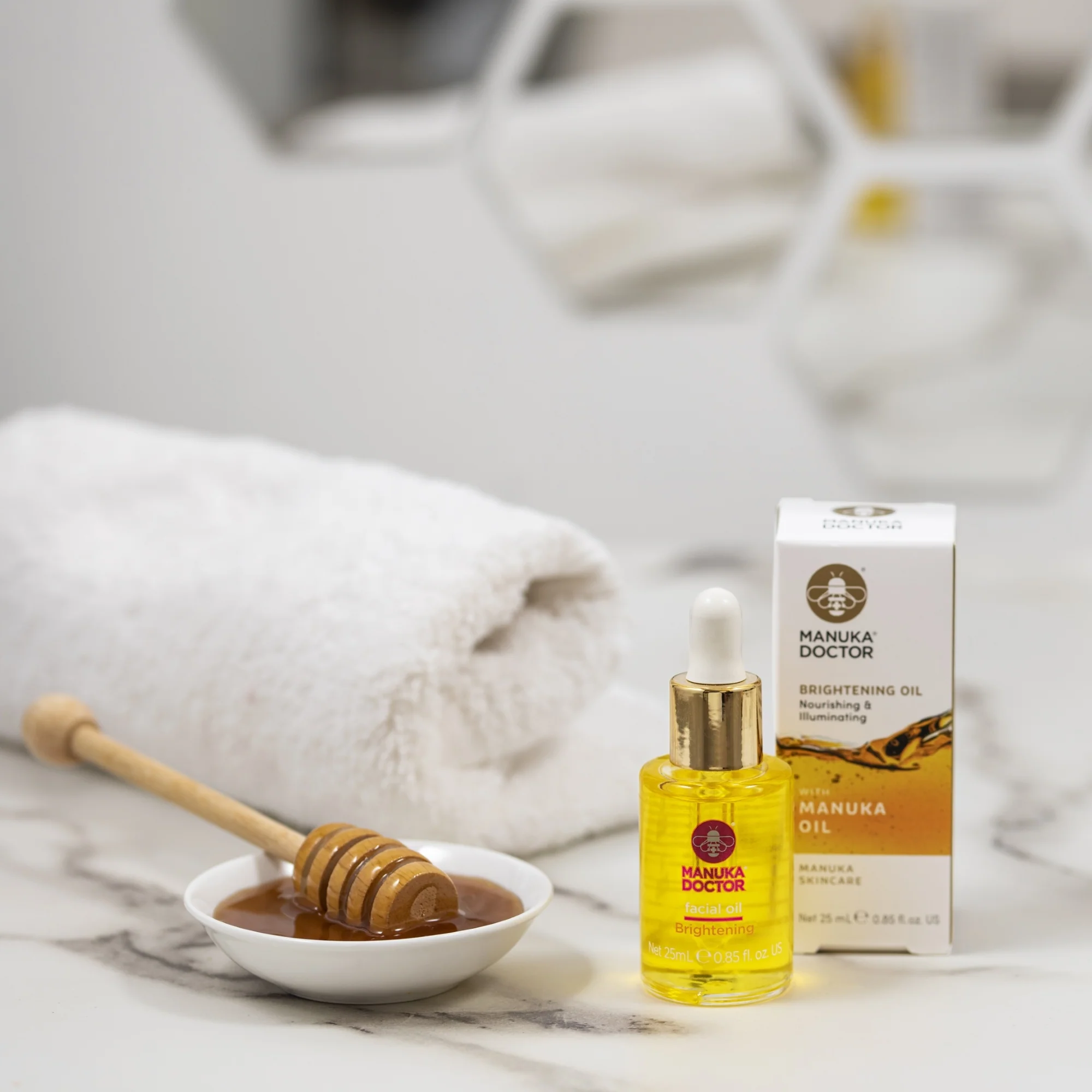 Brightening Facial Oil - Image 5